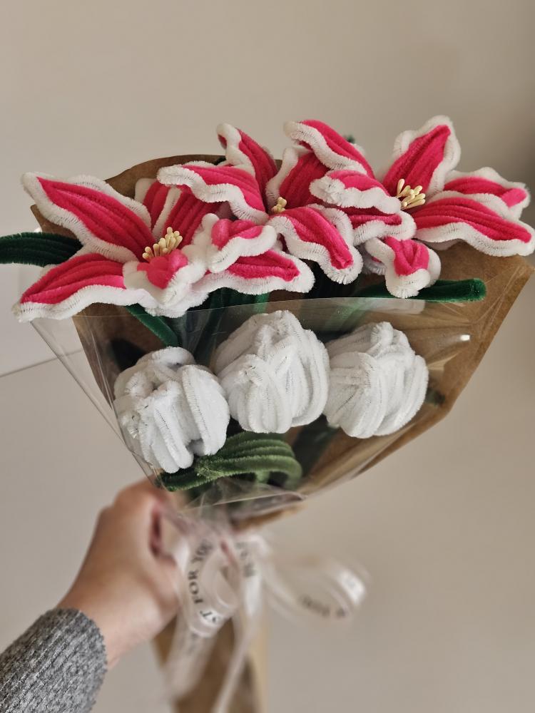 Everlasting Fuchsia & White Bouquet