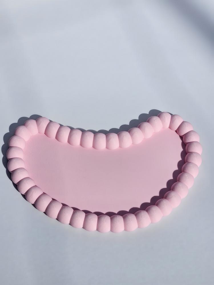 Curved Bead Edge Tray – 3D Printed Modern Jewelry & Decor Organizer