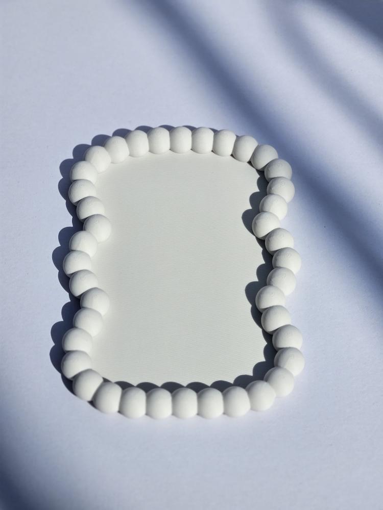 Modern Bead Edge Tray – Minimalist 3D Printed Decorative Organizer