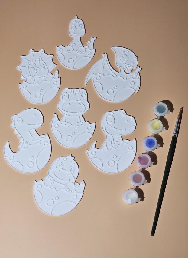 DIY Dino Painting Kit – Color Your Own Dinosaur Plates