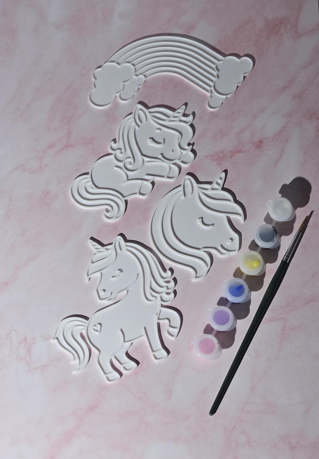 DIY Unicorn Painting Kit (3D Plates + Paints & Brush)