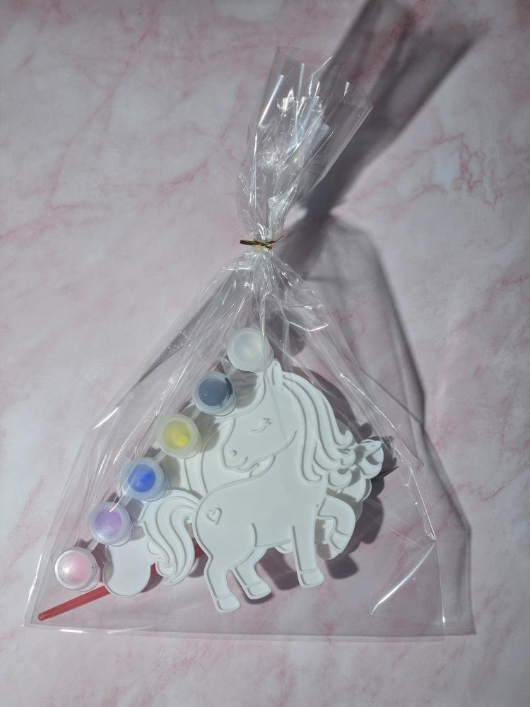 DIY Unicorn Painting Kit (3D Plates + Paints & Brush)